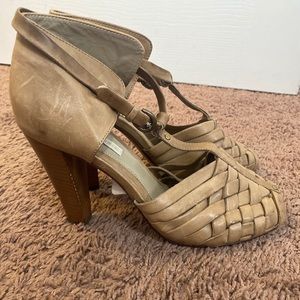 Mike & Chris Woven Leather T Strap Sandals 40 US 10 $484
